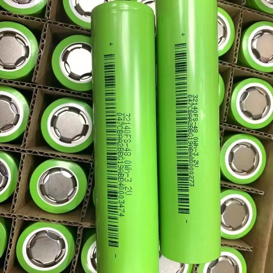 Rechargeable CBAK cylinder cell 3.2V15Ah LiFePO4 battery for solar system, e-bikes